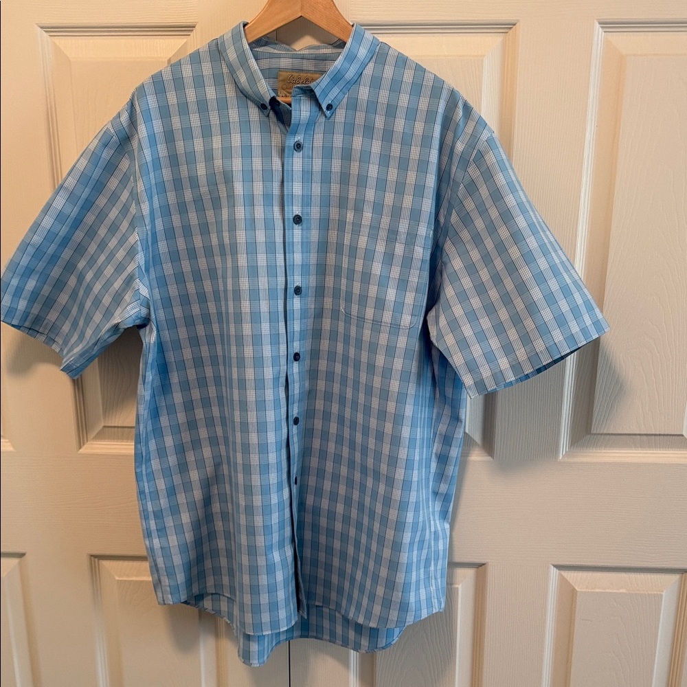 Cabela's Outfitter Series Light Blue Plaid Men's Short-Sleeved Collared Shirt XL